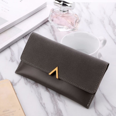 Aria Elegant Clutch